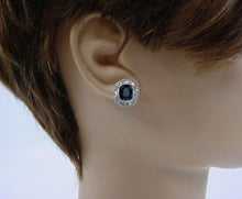 Charger l'image dans la galerie, Antique 18k Old Cut Diamond Halo Rosette Drop Earrings