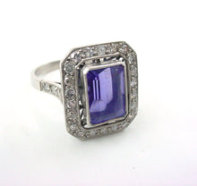 Carica l'immagine nel visualizzatore di Gallery, Romantic Amethyst Diamond Platinum Halo Engagement Cocktail Ring