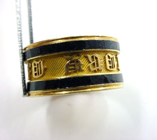 Charger l'image dans la galerie, Rare English Georgian Dated 1817 Memento Mori Enamel Gold Band Ring with Sentiment