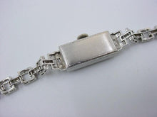 Charger l'image dans la galerie, Waltham Art Deco Platinum Diamond Dress Watch