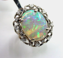 Carica l'immagine nel visualizzatore di Gallery, Vintage Opal Diamond 14k Gold Halo Cocktail Ring