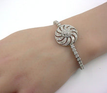 Load image into Gallery viewer, Vintage Platinum 3.00 Ct Diamond Circle 14k Gold Link Bracelet