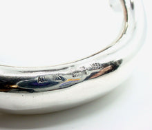 Charger l&#39;image dans la galerie, Tiffany &amp; Co. Angela Cummings Silver Modernist Twisted Large Bangle—Signed 1984
