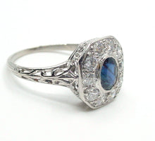 Carica l&#39;immagine nel visualizzatore di Gallery, Classic Art Deco Diamond Platinum Halo Engagement Cocktail Ring
