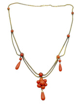 画像をギャラリービューアに読み込む, Handsome Victorian Coral Draped 14k Gold Collar Necklace

