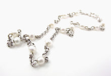 Carica l&#39;immagine nel visualizzatore di Gallery, Delicate Platinum Cultured Pearl Diamond Station Rolo Link Bracelet
