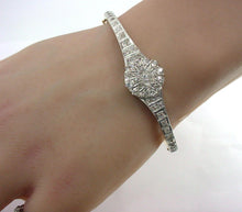 Carica l&#39;immagine nel visualizzatore di Gallery, Luminous Edwardian 2.00 Ct Diamond Platinum 14k Gold  Hinged Bangle Bracelet

