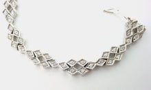Charger l&#39;image dans la galerie, Platinum Diamond Fancy Link Bracelet
