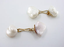 Load image into Gallery viewer, Vintage Antique Large &amp; Luminous Baroque Pearl 14k Yellow Gold Cufflinks
