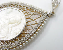 Carica l&#39;immagine nel visualizzatore di Gallery, Beautiful Edwardian Platinum Diamond Pearl 14k Pendant Necklace--Angels &amp; Cherub
