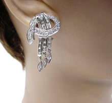 Load image into Gallery viewer, Striking Platinum Retro 1.40ctw Diamond Drop Earrings
