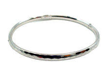 Load image into Gallery viewer, Sleek Wearable Platinum Hammered Bangle Bracelet--10 grams
