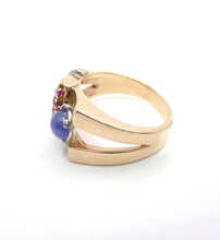 Carica l'immagine nel visualizzatore di Gallery, Handsome Retro 1940 Star Sapphire Ruby Diamond 14k Gold "Tank" Cocktail Ring
