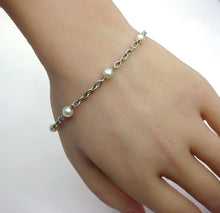 Load image into Gallery viewer, French Platinum Pearl Station Link Bracelet
