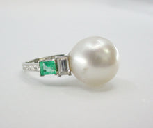 Load image into Gallery viewer, Lovely Art Deo Diamond Emerald South Sea Pearl Platinum Engagement Cocktail Ring
