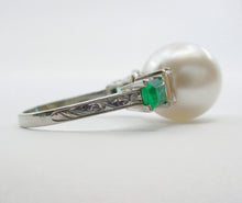 Load image into Gallery viewer, Lovely Art Deo Diamond Emerald South Sea Pearl Platinum Engagement Cocktail Ring
