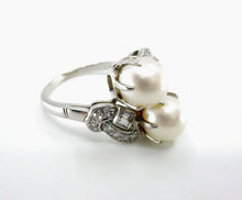 Load image into Gallery viewer, Elegant Vintage Toi et Moi Mixed Cut Diamond Pearl Platinum Engagement Ring

