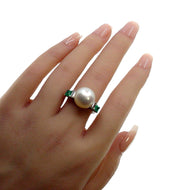 Lovely Art Deo Diamond Emerald South Sea Pearl Platinum Engagement Cocktail Ring