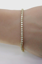 Load image into Gallery viewer, Lovely 4.16 Ct. Diamond Link 14k Gold Tennis Bracelet
