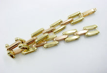 Charger l'image dans la galerie, Rare Retro 1940s Brick Link 14k Bicolor Gold Flexible Bracelet--17 grams

