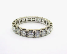 Load image into Gallery viewer, Luxe Essential 1.80 Ct Diamond Eternity Band Ring
