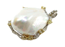 Charger l&#39;image dans la galerie, Custom Large Luminous Baroque Pearl 1.42 Ct Fancy Diamond 18k Pendant Necklace
