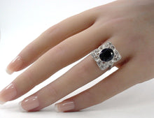 Carica l&#39;immagine nel visualizzatore di Gallery, Edwardian Old Mine Cut Diamond Sapphire Platinum Halo Engagement Cocktail Ringa
